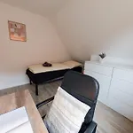 アパート Seenah Apartments, Komfort Mit Einkaufsmoeglichkeiten & Parkplatz バート・ツヴィッシェンアーン
