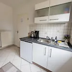 アパート Seenah Apartments, Komfort Mit Einkaufsmoeglichkeiten & Parkplatz バート・ツヴィッシェンアーン