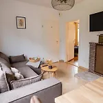 Seenah Apartments, Komfort Mit Einkaufsmoeglichkeiten & Parkplatz * バート・ツヴィッシェンアーン
