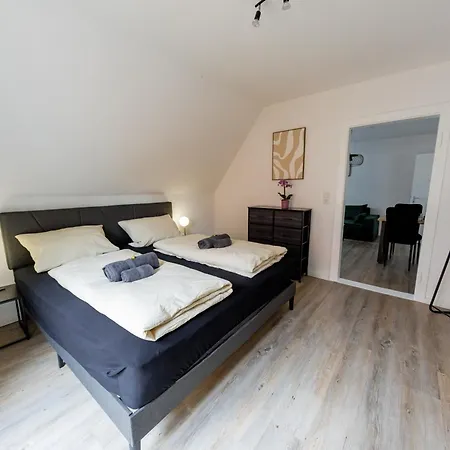 Seenah Apartments, Komfort Mit Einkaufsmöglichkeiten&parkplatz Apartment