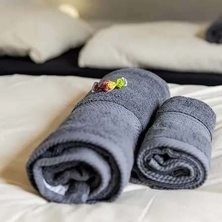 Seenah Apartments, Komfort Mit Einkaufsmöglichkeiten&parkplatz Apartment *