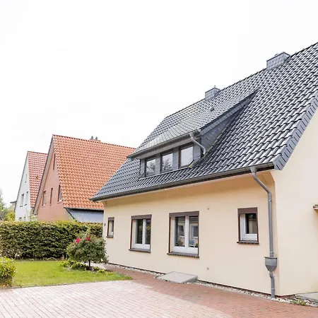 Seenah Apartments, Komfort Mit Einkaufsmoeglichkeiten & Parkplatz