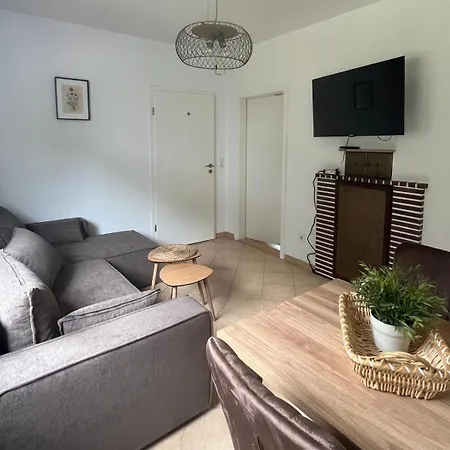 Apartment Seenah Apartments, Komfort Mit Einkaufsmöglichkeiten&parkplatz