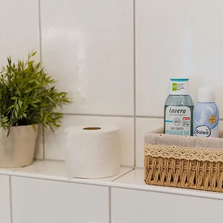 Seenah Apartments, Komfort Mit Einkaufsmöglichkeiten&parkplatz Apartment *