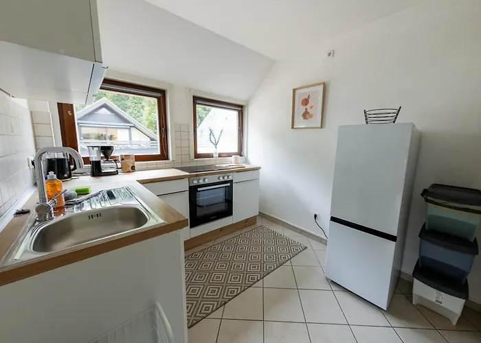 Seenah Apartments, Komfort Mit Einkaufsmoeglichkeiten & Parkplatz