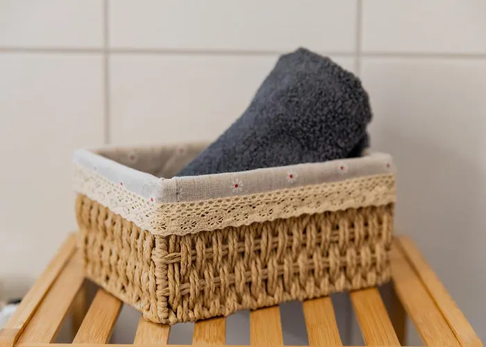 Seenah Apartments, Komfort Mit Einkaufsmoeglichkeiten & Parkplatz